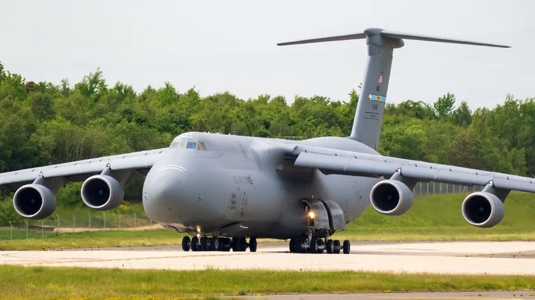 lockheed c 5m super galaxy 1737411264