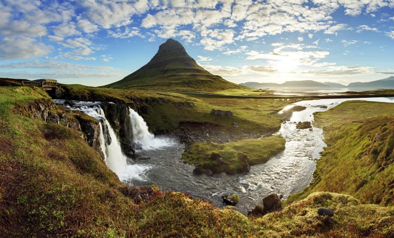 1.islandia