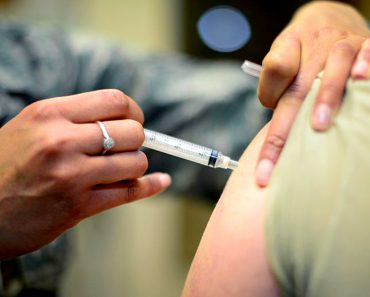 vaccine 370x297 1