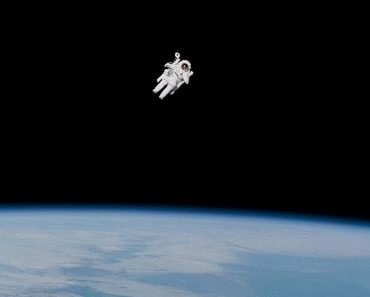 escape velocity 370x297 1