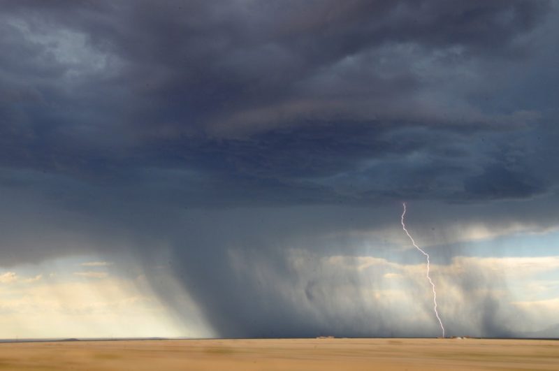 rain lightning clouds e1535655667141