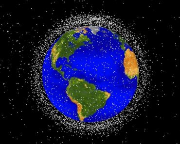 space junk 370x297 1