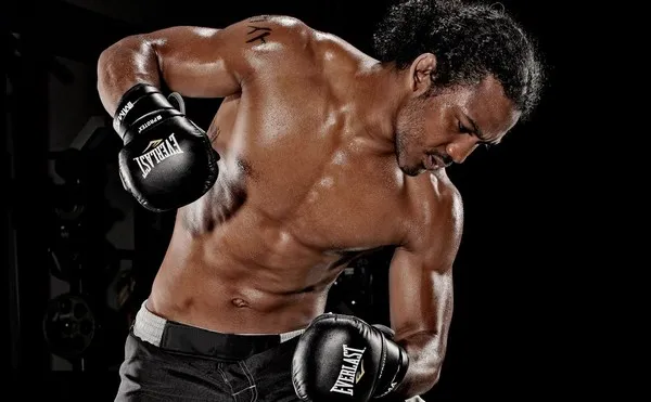 Os 10 melhores lutadores de MMA fora do UFC