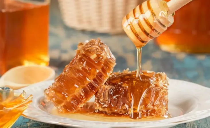 benefits of bee honey