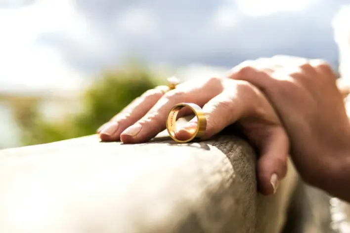Divorce How Can You Tackle the Emotional Impact