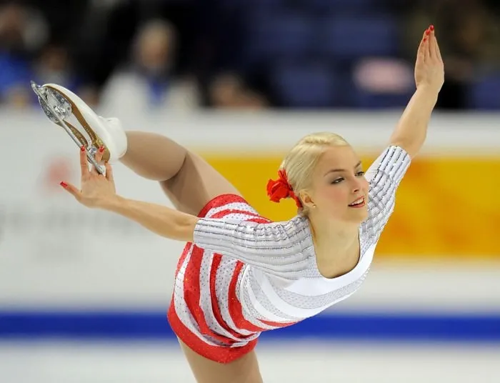 Kiira Korpi Hot