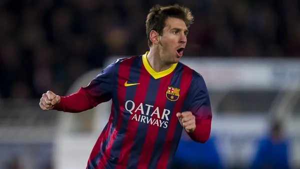 Lionel Messi Humiliates Great Players