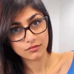 Mia Khalifa Face