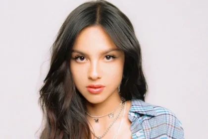 Olivia Rodrigo hot teen