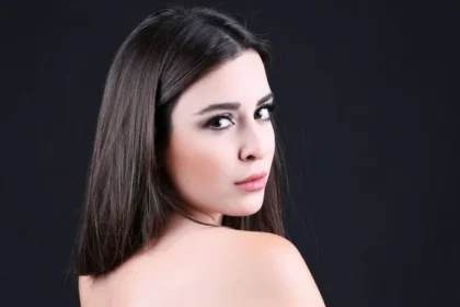 Sarah Abi Kanaan Hot Lebanese Women